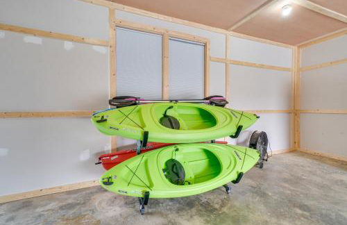 Deer Lake Lodge on 700 Wooded Acres in Dayton! - Foto 28