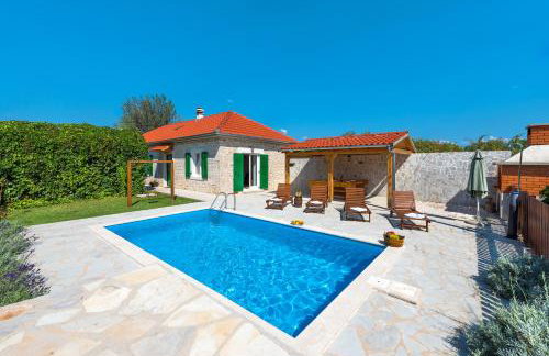 Holiday home Ana with pool national park krka - Foto 7