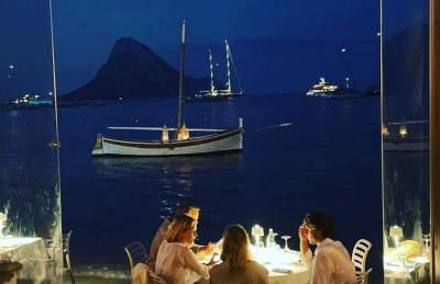 The houses of rising sun with a stunning sea view - Foto 63