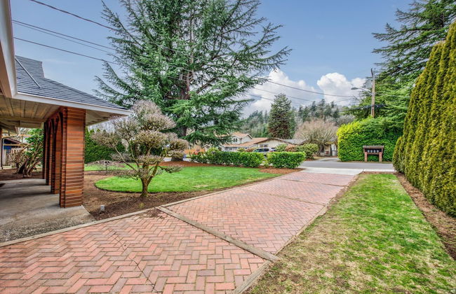 Joyful Kirkland Home, Near Beach, Hot Tub & AC - Photo 22