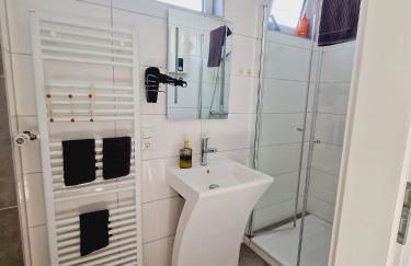 große Wohnung mit zwei Schlafzimmern und Terrasse in Bonn - Foto 11