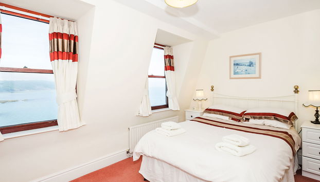 Rock Towers - Photo 3, Bedroom