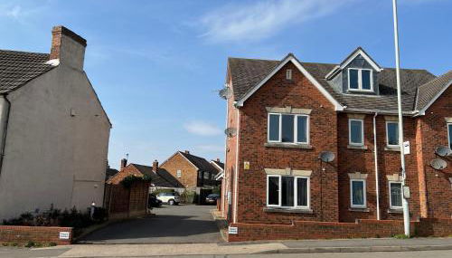 The Aldridge 2 Bedroom Apartment with FREE Parking - Foto 3