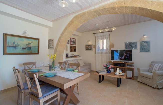 Villa Theta with private pool by Amara Living - Foto 23