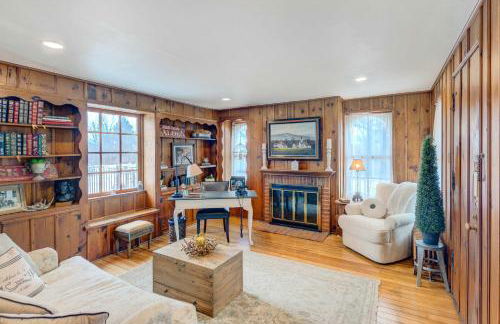 Historic Brookfield Farm Home about 14 Mi to Milwaukee - Foto 12