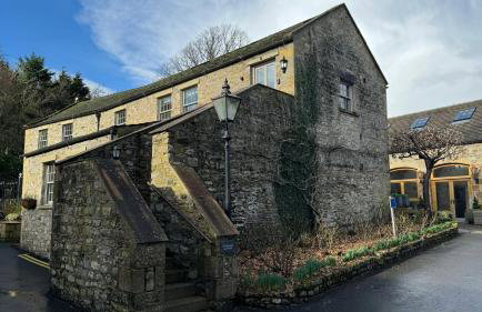 The Saddle Room - Photo 7