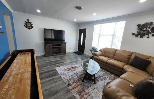 Lower Chelsea Lookout- On Water by Beach & Boards! - Foto 26