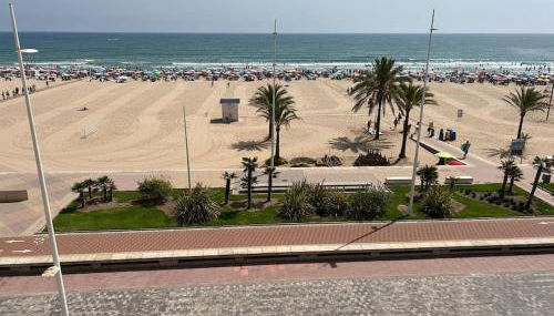 Apartamento 1ª Línea de Playa - Con Piscina y Parking - Photo 5