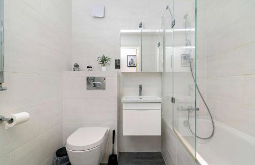 Stylish Hoxton 2 Bedroom 2 Bathroom Apartment Near Shoreditch, Sleeps 6 - Foto 14