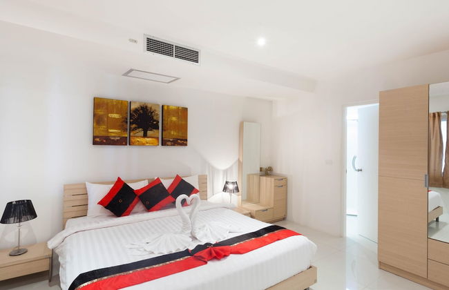 Sunset Plaza Karon by RESAVA - Photo 11