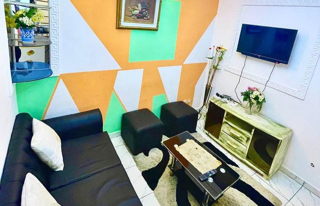 1 Bed Studio Sleeps 2 - Canal View, Parking, Wifi - Foto 8