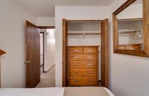 Woodsy Winter Park Condo with Pool and Hot Tub Access - Foto 19