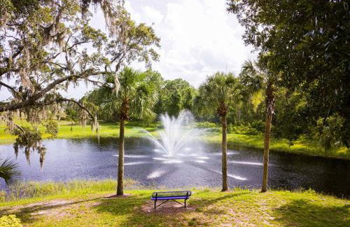 NearTheParks - 5BR Family Villa with Saltwater Pool near Disney - Photo 37