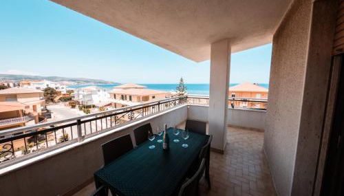 5 Stars - SEA FRONT APARTMENTS - Foto 2