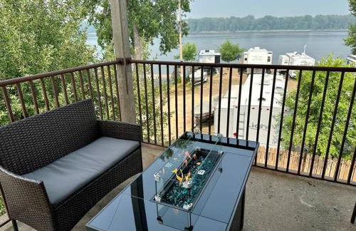 Mansion on the Mississippi River-7 Bedrooms&Baths - Foto 53