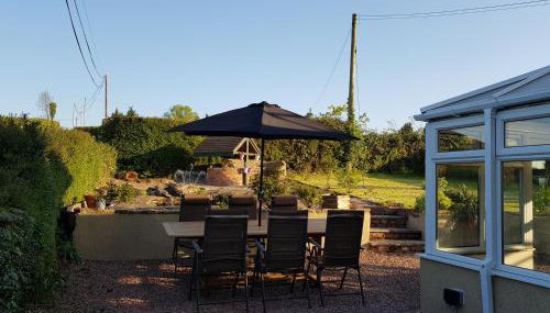 yew tree cottage - Photo 3