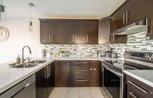 GLOBALSTAY Modern 3 BD House in Brampton - Photo 19