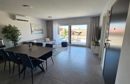 Blue Moon Apartment, now with Jacuzzi - Photo 23