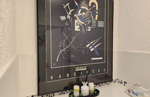 Familienfreundliche geräumige Design-Wohnung mit Balkon im Zentrum - APOLONIAliving - Foto 41