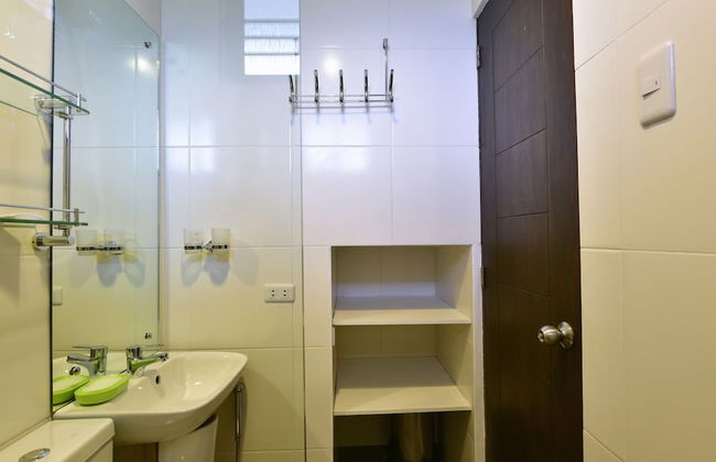 Anahaw Apartments Whitebeach - Photo 26