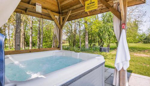 Chestnut Tree Barn - Photo 2