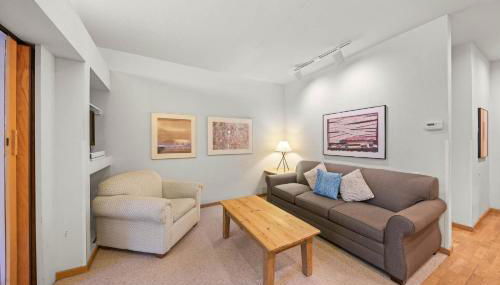 Palisades Tahoe Lodge Rentals Studio #249 - Foto 4