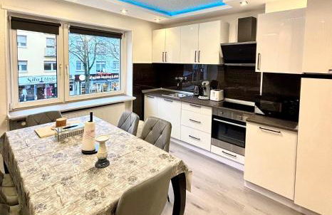 Central Living - renoviert & klimatisiert - Foto 4