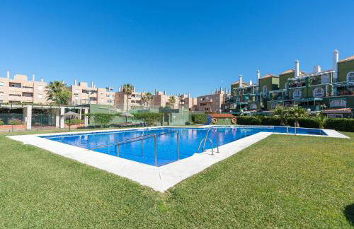 Sandy Playa Golf Málaga con Parking - Photo 23