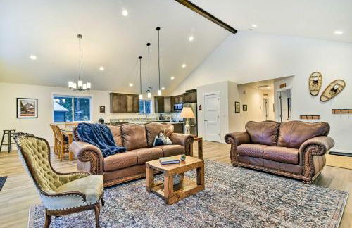 Family-Friendly Packwood Retreat with Deck! - Foto 6