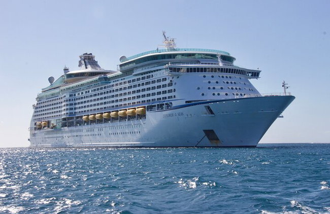 Private Transfer from Mykonos city hotels to Mykonos Cruise Port - Photo 2