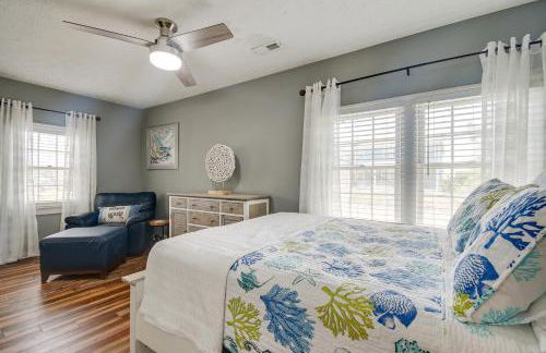 Walk to Water Coastal-Chic Home Near Myrtle Beach - Foto 17