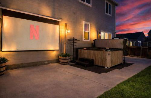 FlightDeck HotTub Fireplace NearAirport FamilyHome - Foto 63