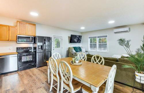 Lake-View Home in Statham with On-Site Fishing - Foto 8