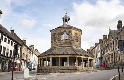 Scargill Castle - Photo 13