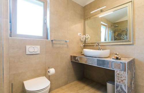 Traumhafte Villa mit beheizbarem Privatpool, Outdoor-Gym, Meerblick, in Umgebung von Weinbergen - Foto 26