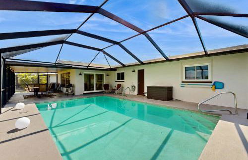 Golf Cart and Heated Pool Rotonda West Getaway! - Foto 2