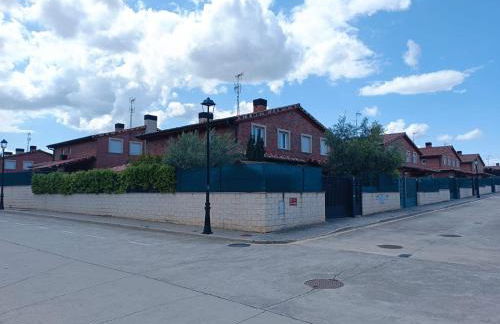 Alojamiento completo en Cuzcurrita - Foto 4