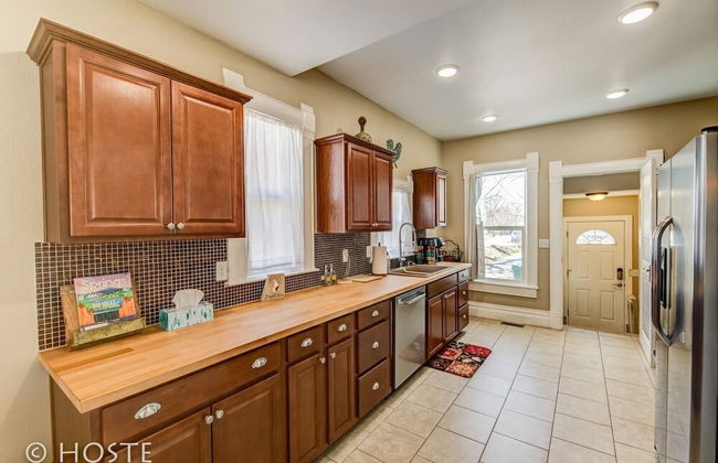 3 BR Beautifully Restored 1890`s Homedowntown - Foto 14