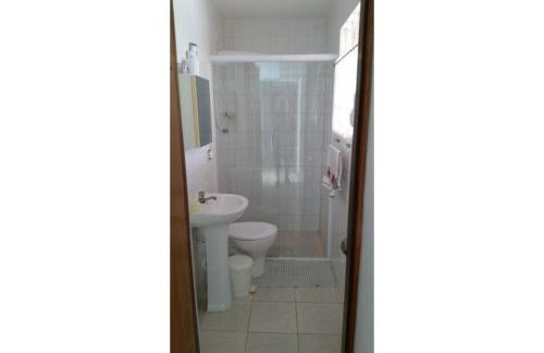 Encantadora Chácara com Piscina em Itanhaém - Foto 2