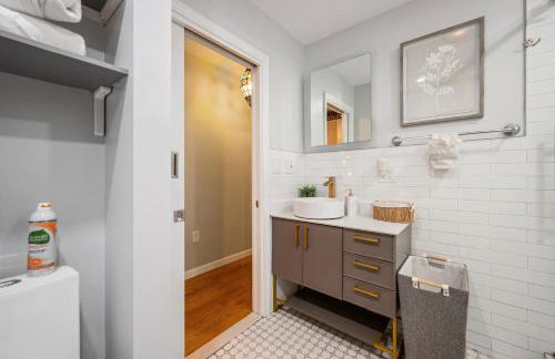 Charming Boston Retreat 3BR Parking Perfect for Families & Groups - Foto 33