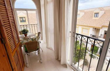 APARTAMENTOS ROSI - 5-10 Minute Walk To La Zenia Beach, Sea View, Beach Bar, Cliff Walk, Shops, Paddys Point, Cabo Roig - Free fast Fibre Optic Broadband, Free Parking - Foto 13