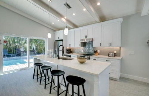 Golf Cart included! Short walk to the Beach on the Peaceful North End - Foto 8