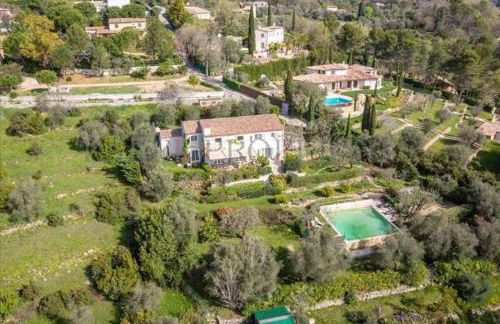 Beautiful private villa with open views - Foto 49