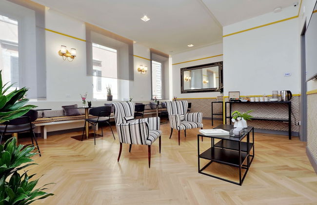 Roma Five Suites - Photo 4