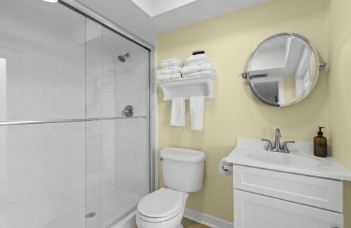 Family Oasis - Pool Hot Tub Games & Near Beach - Foto 40