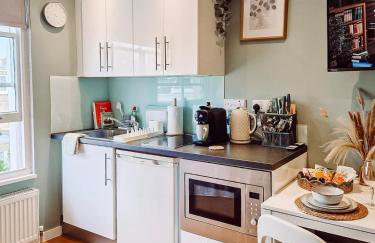 Stylish Kensington Studio by Olympia with Fast Wi-Fi - Foto 6