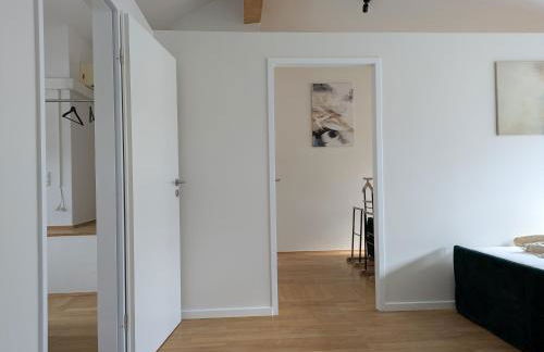 Munich Large Apartment 145 qm and 5 Bedrooms with Roof Terrace in centrally located 1 to 14 Guests - Foto 24