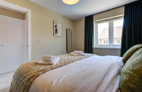 Marriott House sleeps 5 in Bourne with parking - Foto 16