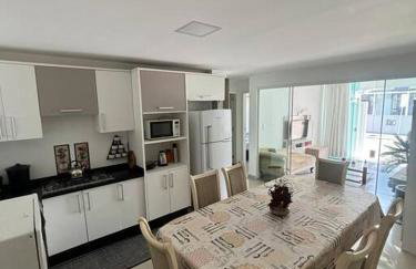 Casa Itajaí - Perto das Praias - Foto 1