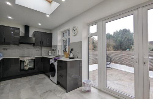5 Ensuite Bedroom House Near Centre Free Parking - Foto 12
